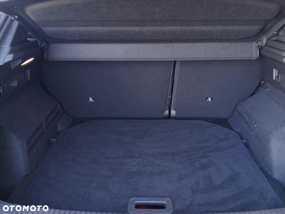 Renault Austral 1.3 TCe mHEV Iconic - 10