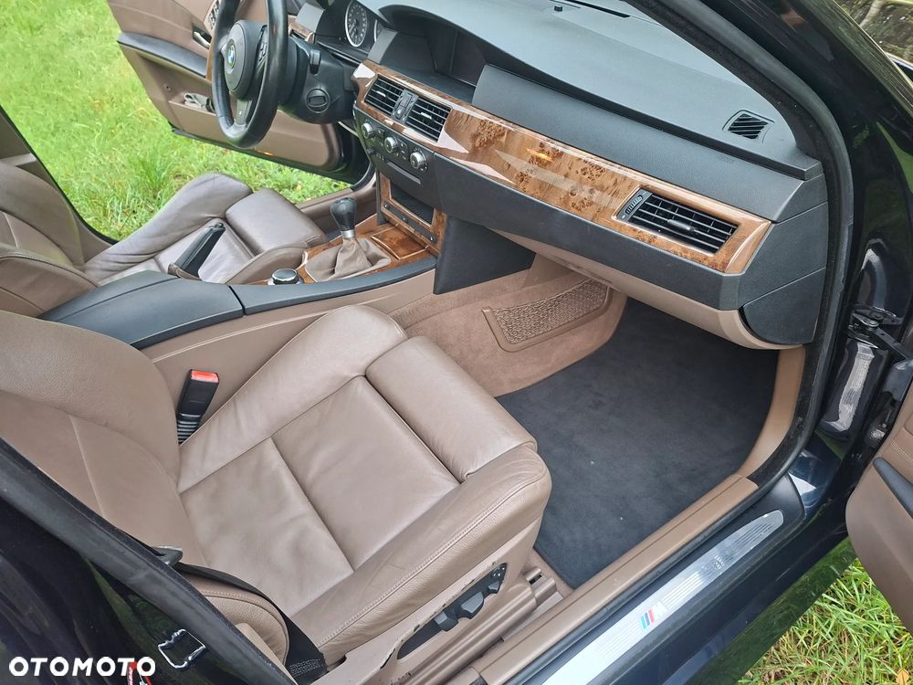BMW Seria 5 530i - 13