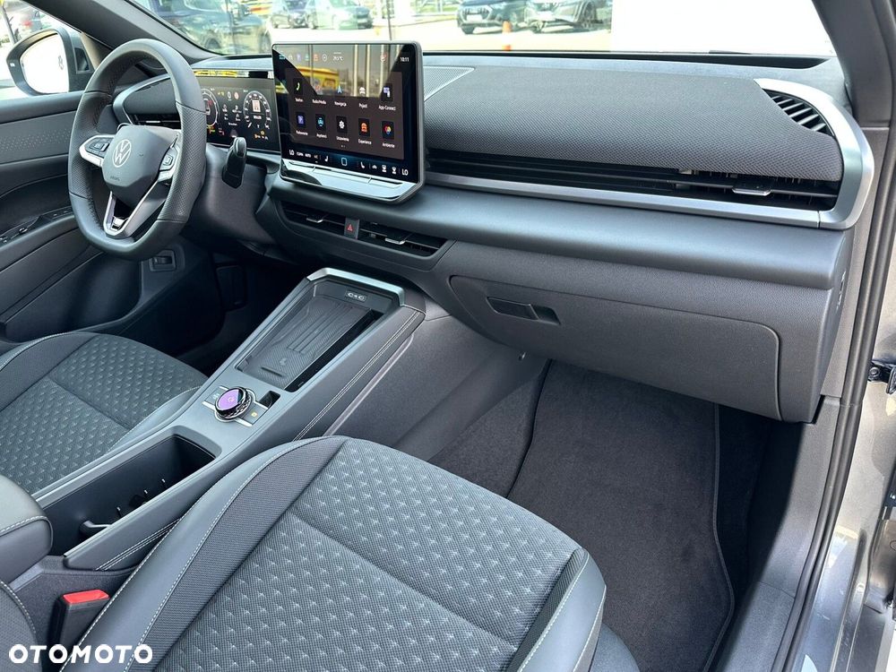 Volkswagen T-Roc 1.5 eTSI R-Line DSG - 20