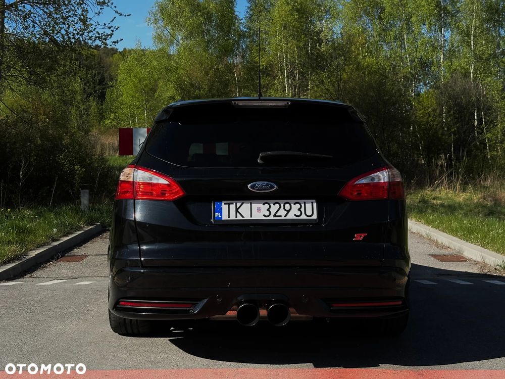 Ford Focus 2.0 EcoBoost ST mit Leder-Sport-Paket - 12