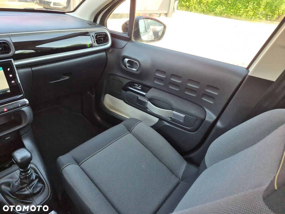 Citroën C3 BlueHDi 100 S&S FEEL - 16