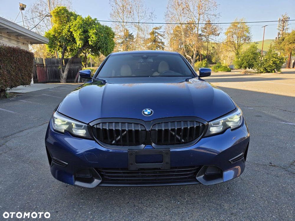 BMW Seria 3 330i Luxury Line - 3