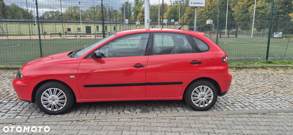 Seat Ibiza 2003 photo 4