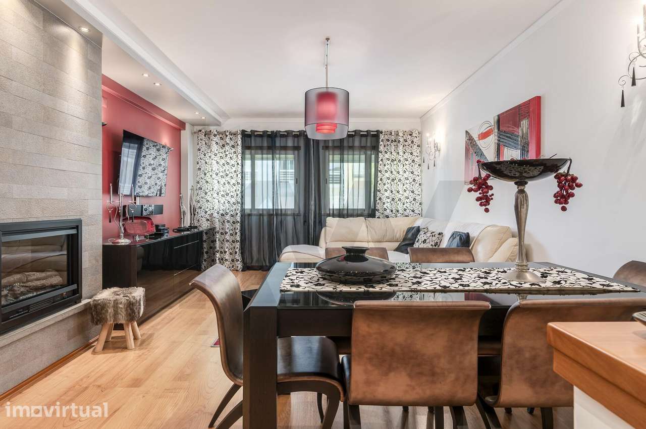 Magnífico Apartamento T3 numa das zonas mais privilegiadas do Montijo - Grande imagem: 2/36