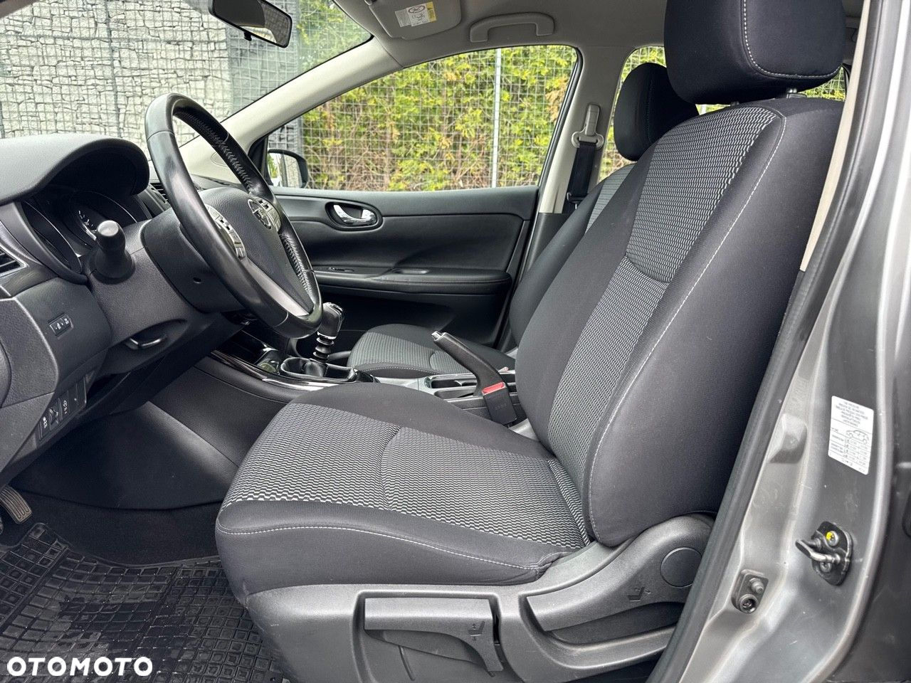 Nissan Pulsar 1.2 DIG-T Acenta EU6 - 9