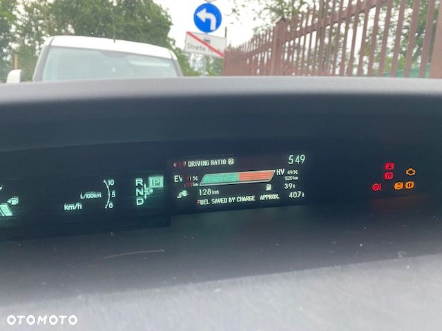 Toyota Prius 1.8 HSD Premium - 15