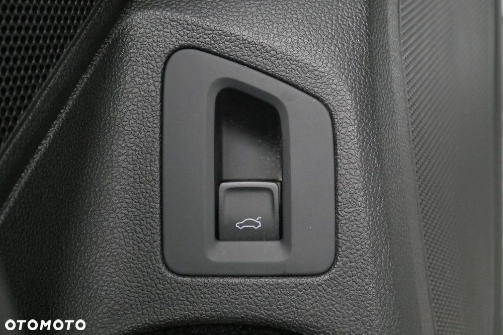 Volkswagen Arteon 2.0 TSI R-Line DSG - 18