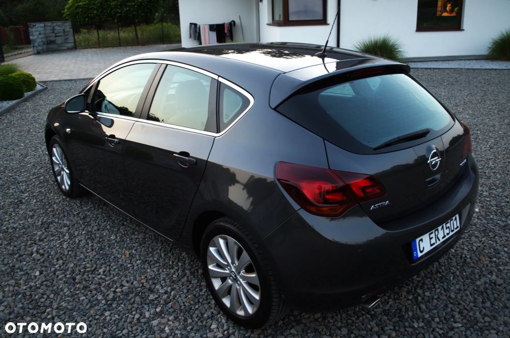 Opel Astra 1.4 Turbo Automatik Cosmo - 13