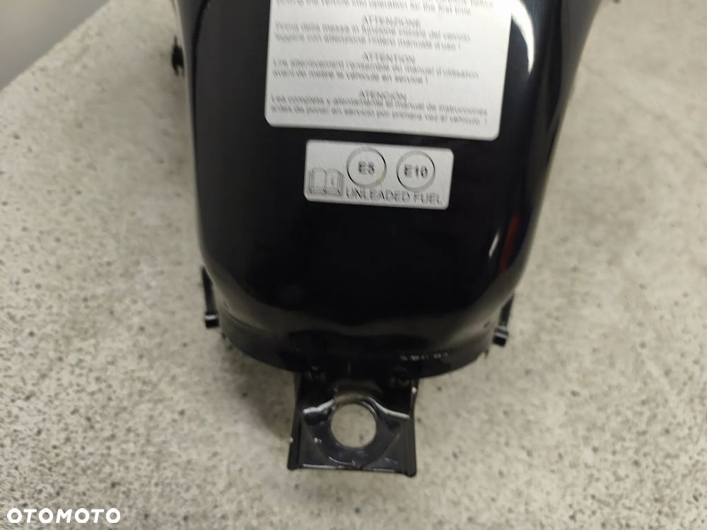 Bak, zbiornik paliwa KTM 125 Duke - 20