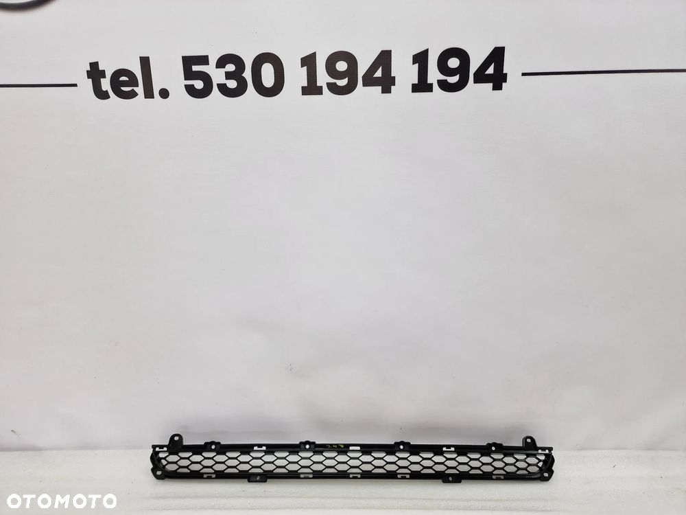 KIA SORENTO 3 III KRATKA ŚRODKOWA ZDERZAKA PRZEDNIEGO PRZÓD , NR 86522-2P000 , NR AUKCJI KR247 - 1