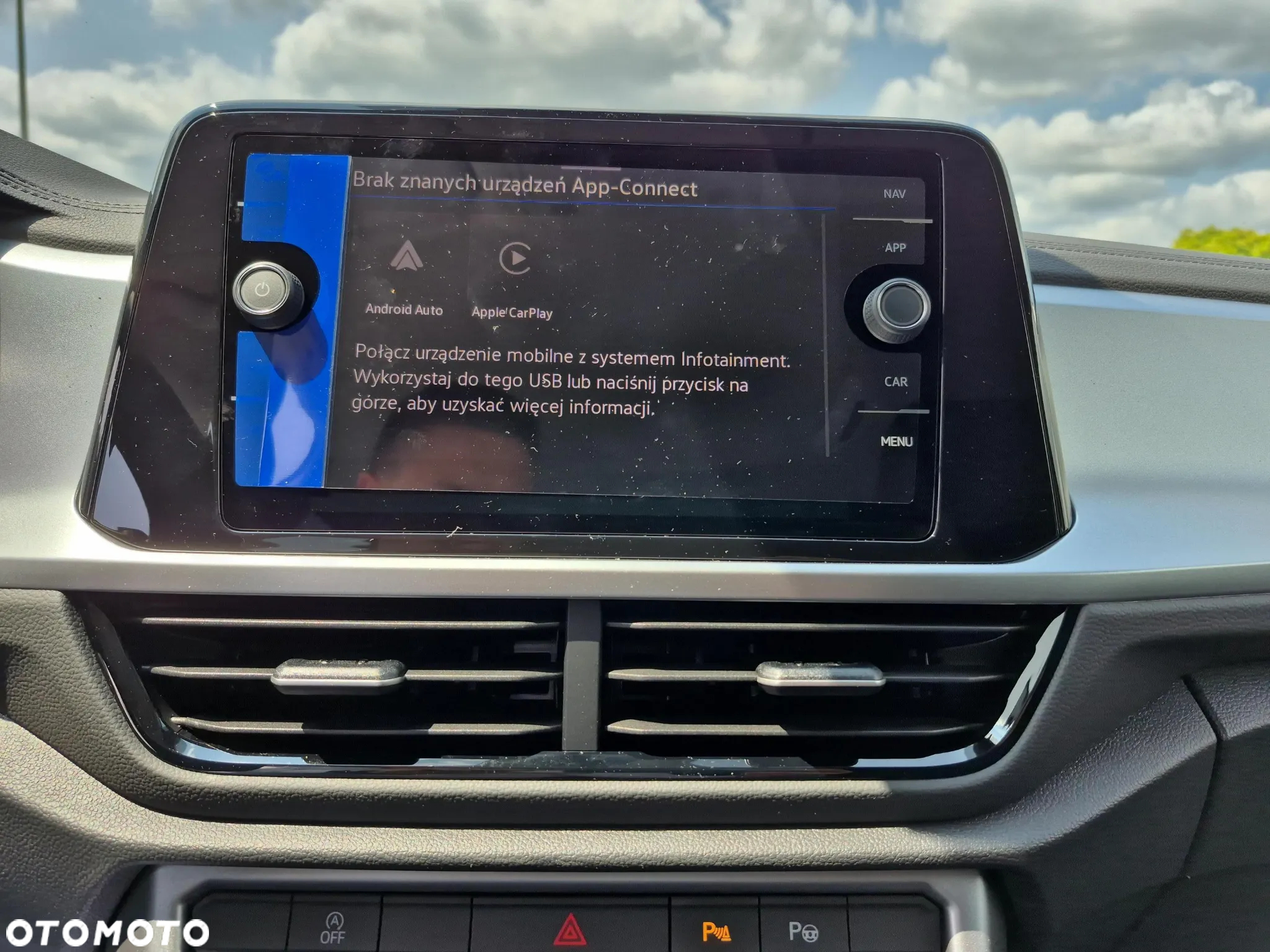 Volkswagen T-Roc 1.5 TSI Life Plus DSG - 13