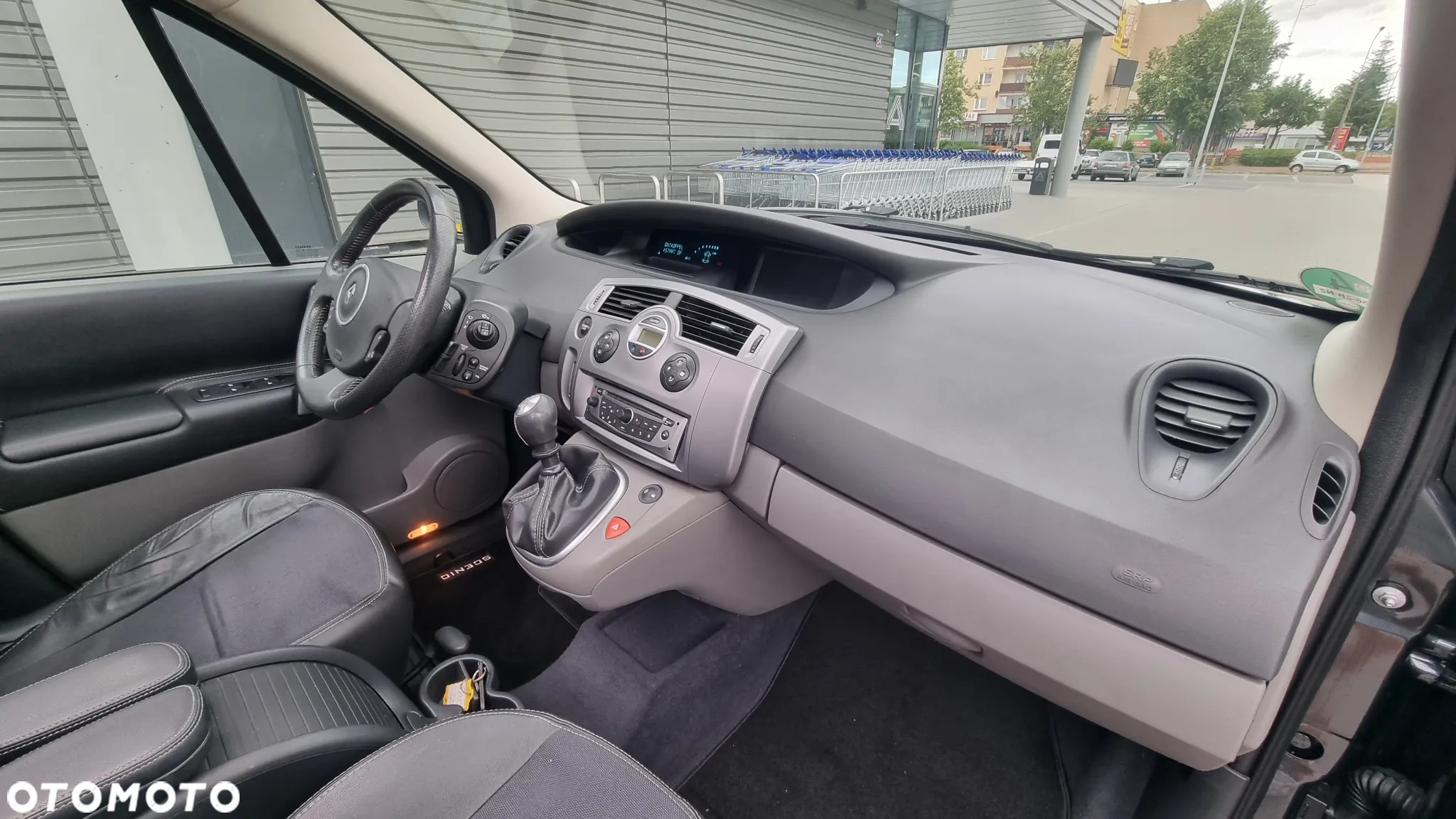 Renault Grand Scenic 2.0 16V Privilege - 21