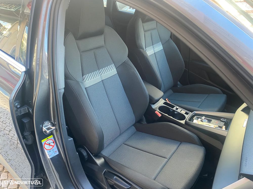 Audi A3 Limousine 35 TFSI S line S tronic - 29