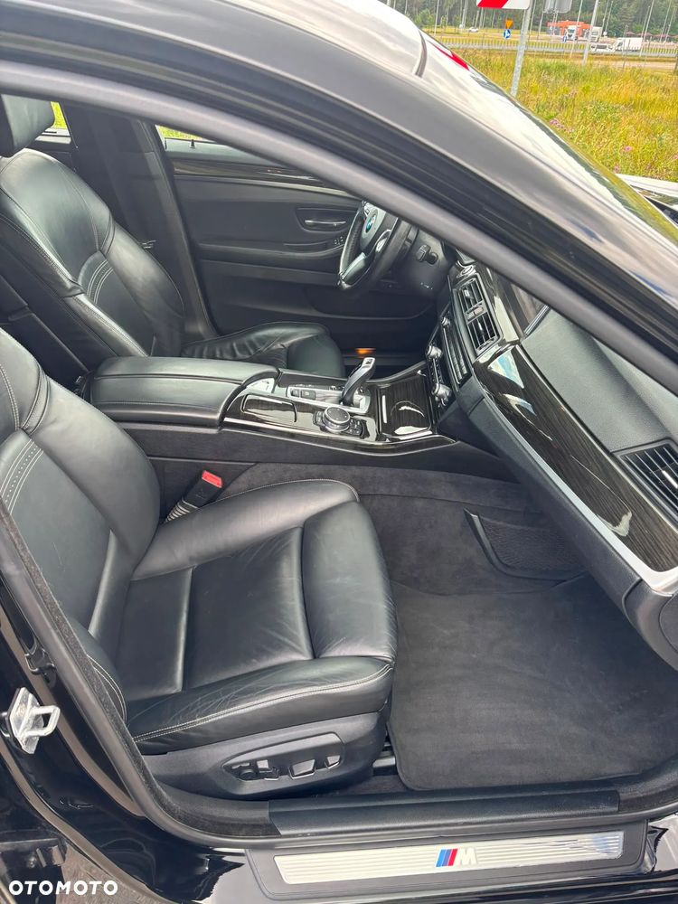 BMW Seria 5 535i xDrive Luxury Line - 10