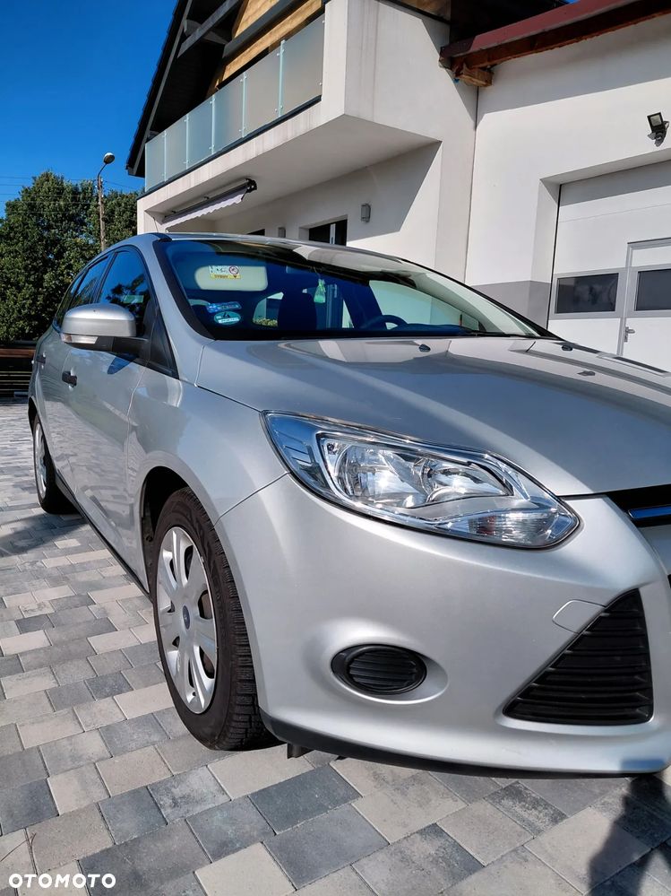 Ford Focus 1.0 EcoBoost Ambiente - 22