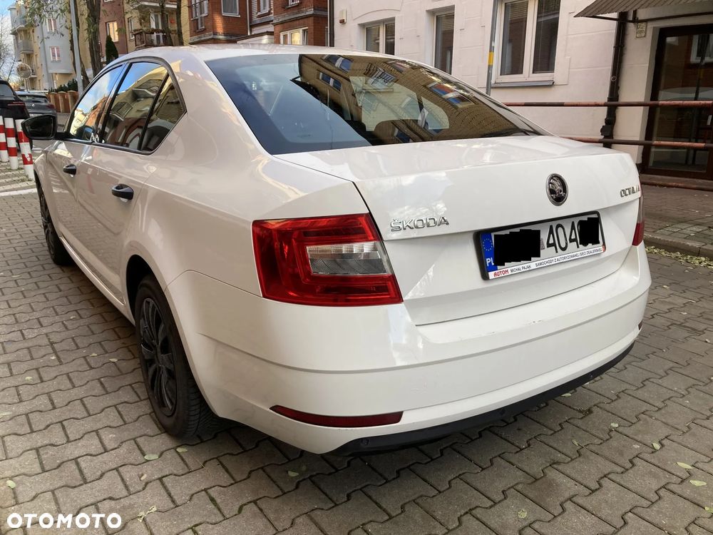Skoda Octavia 1.4 TSI Ambition - 4