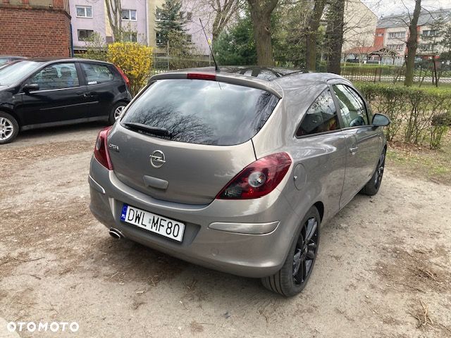 Opel Corsa 1.4 16V Active - 4
