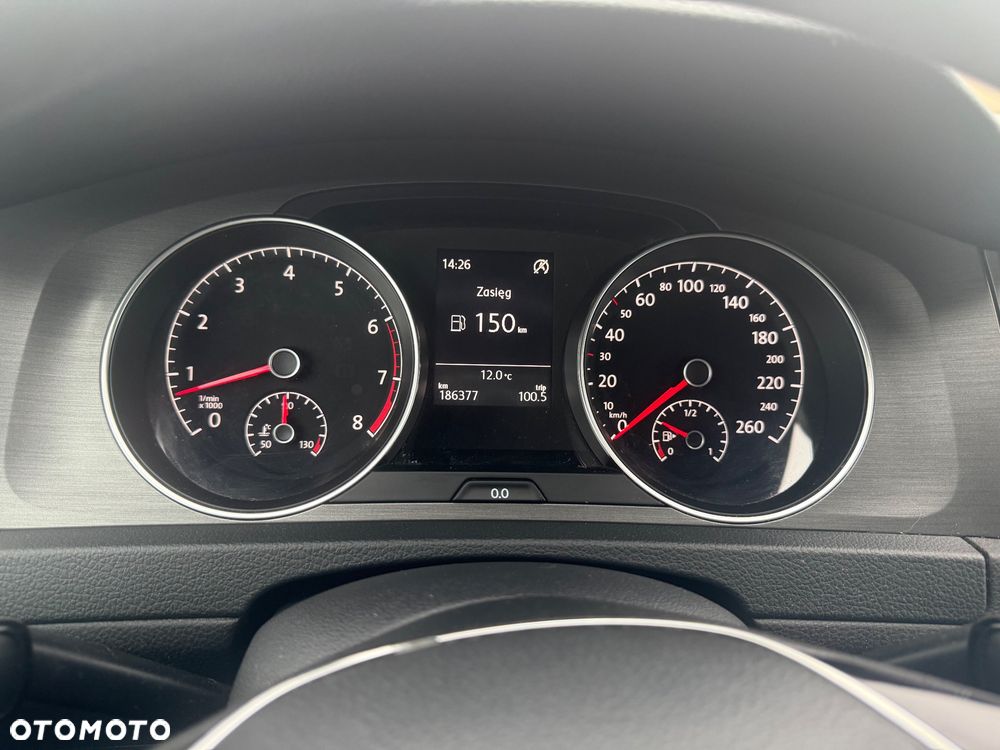 Volkswagen Golf 1.2 TSI BMT Trendline Perfectline - 11