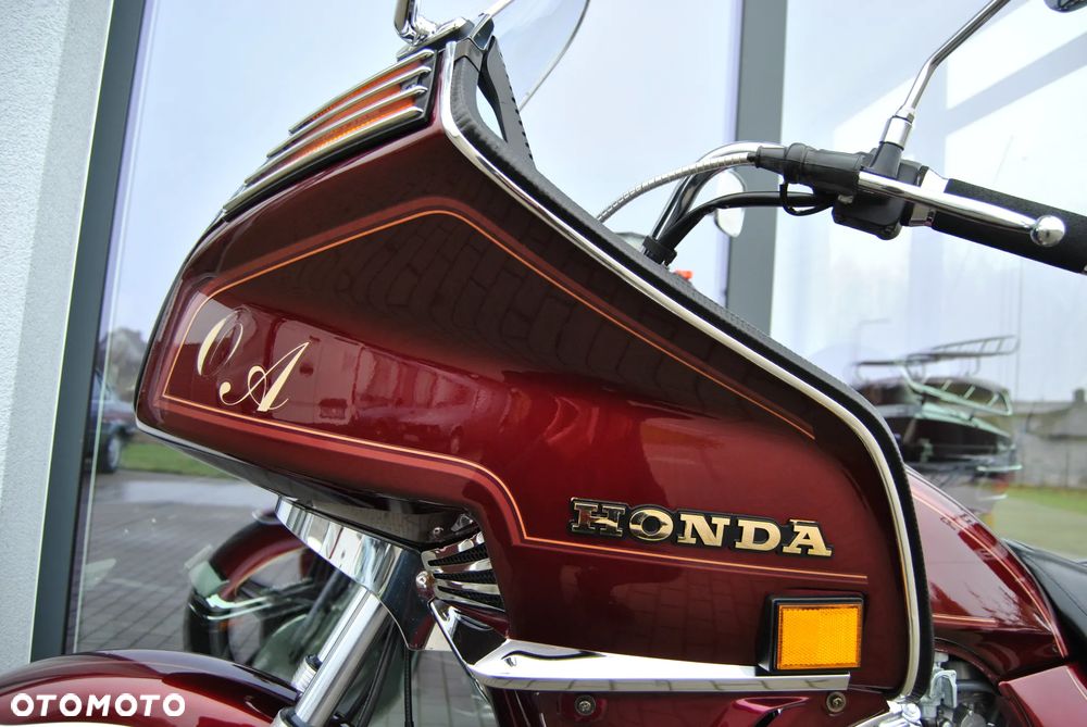 Honda GL - 37