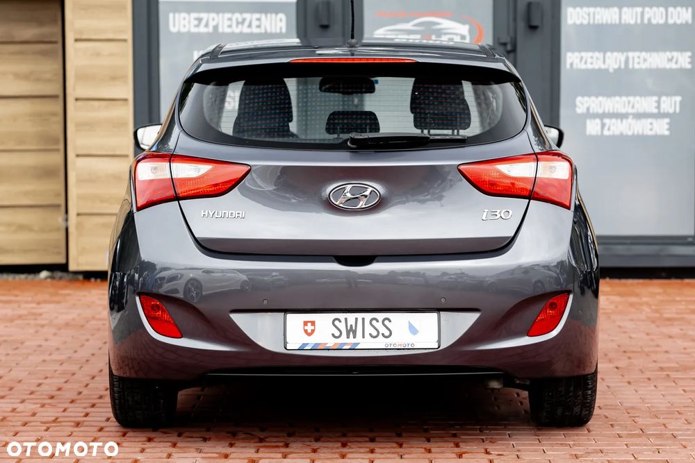Hyundai i30 blue 1.6 GDI Style - 13