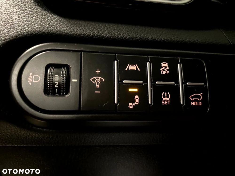 Kia Ceed 1.5 T-GDI Business Line - 16