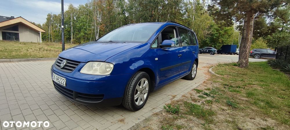 Volkswagen Touran - 15