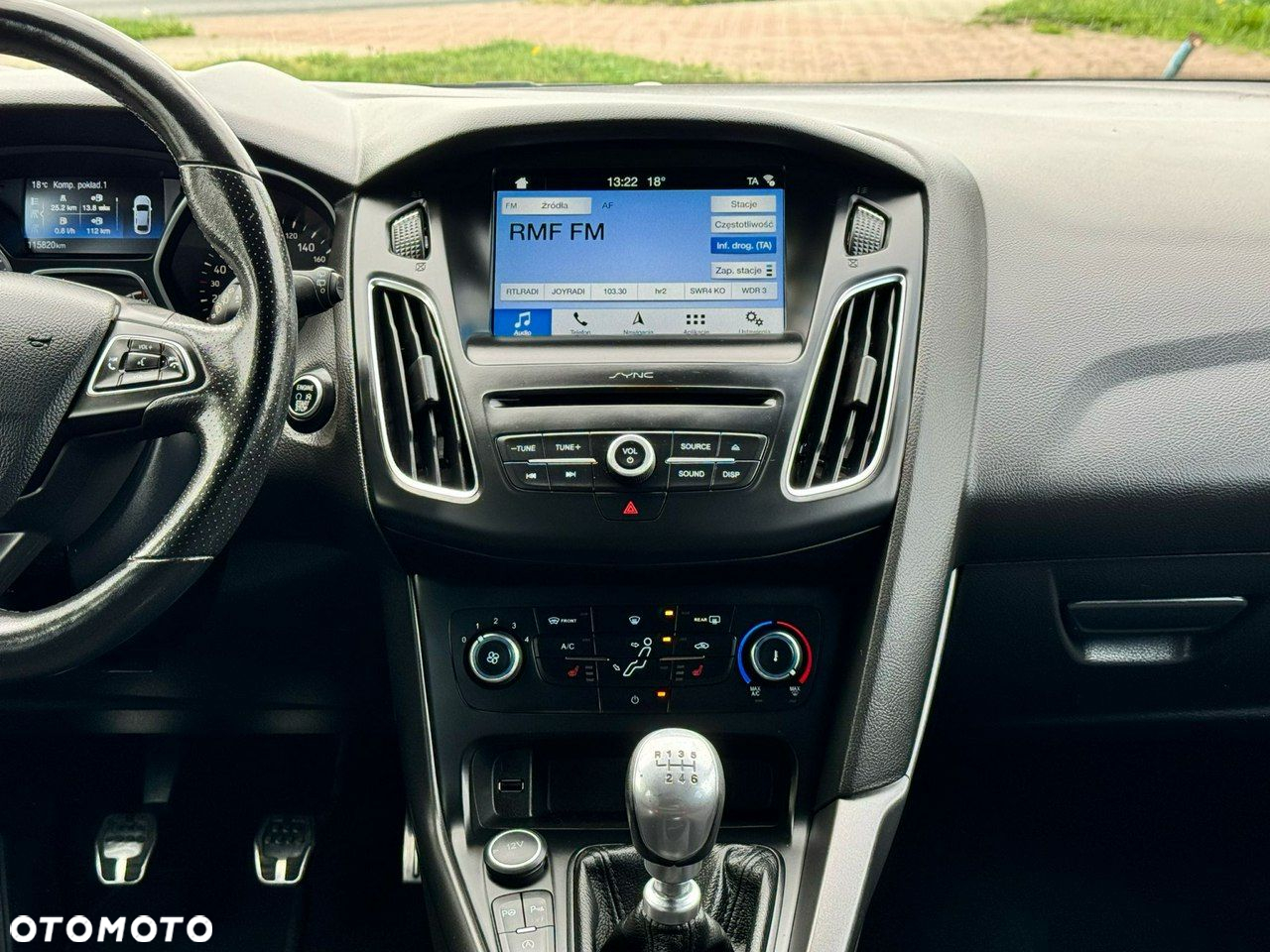Ford Focus 1.0 EcoBoost ST-Line ASS - 19
