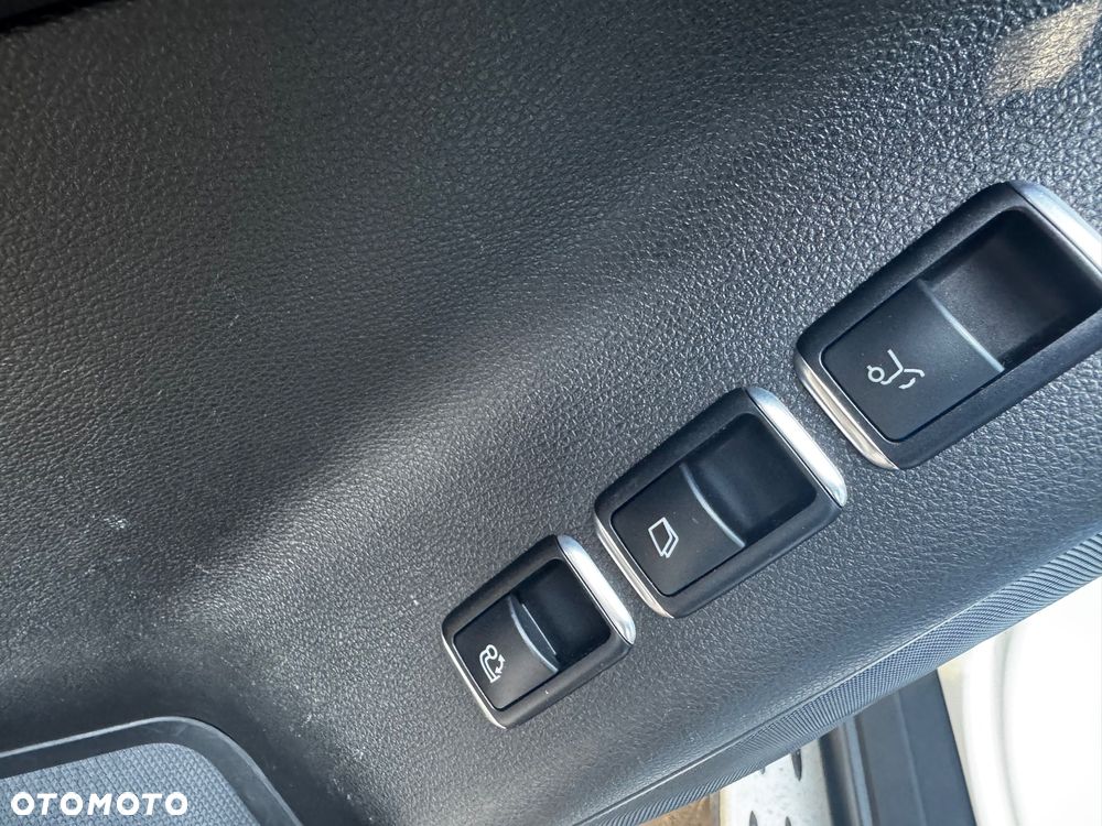 Mercedes-Benz GLS - 18