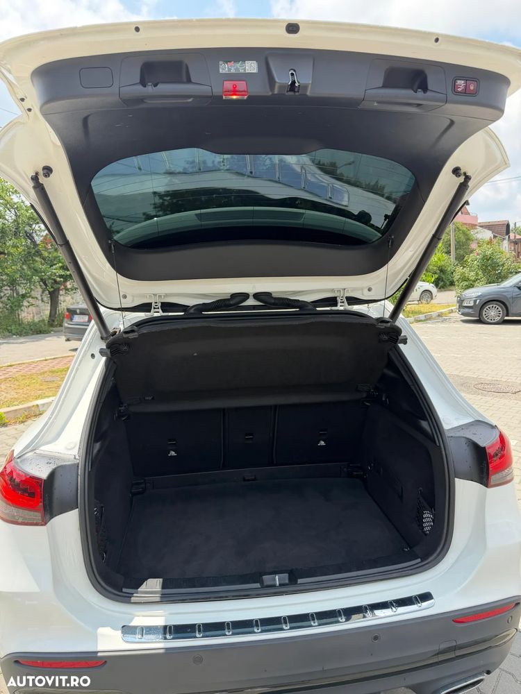 Mercedes-Benz GLA 200 d 4MATIC Aut. - 11