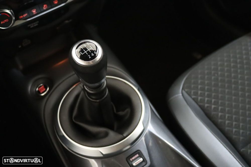 Nissan Juke 1.0 DIG-T N-Connecta - 35