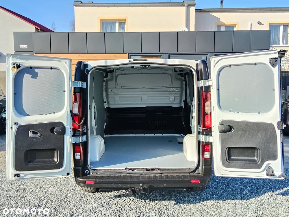 Renault Trafic - 28