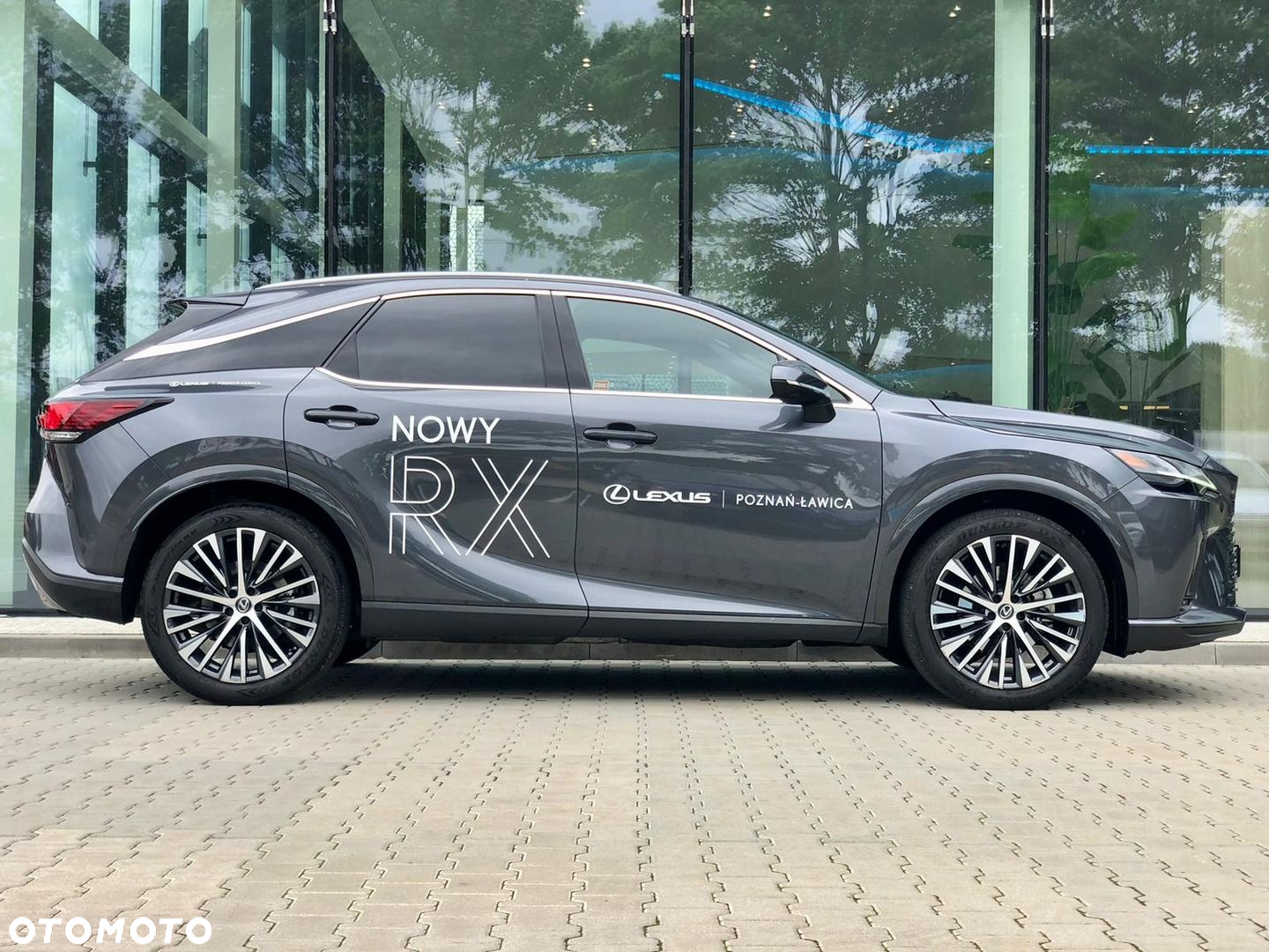 Lexus RX - 4