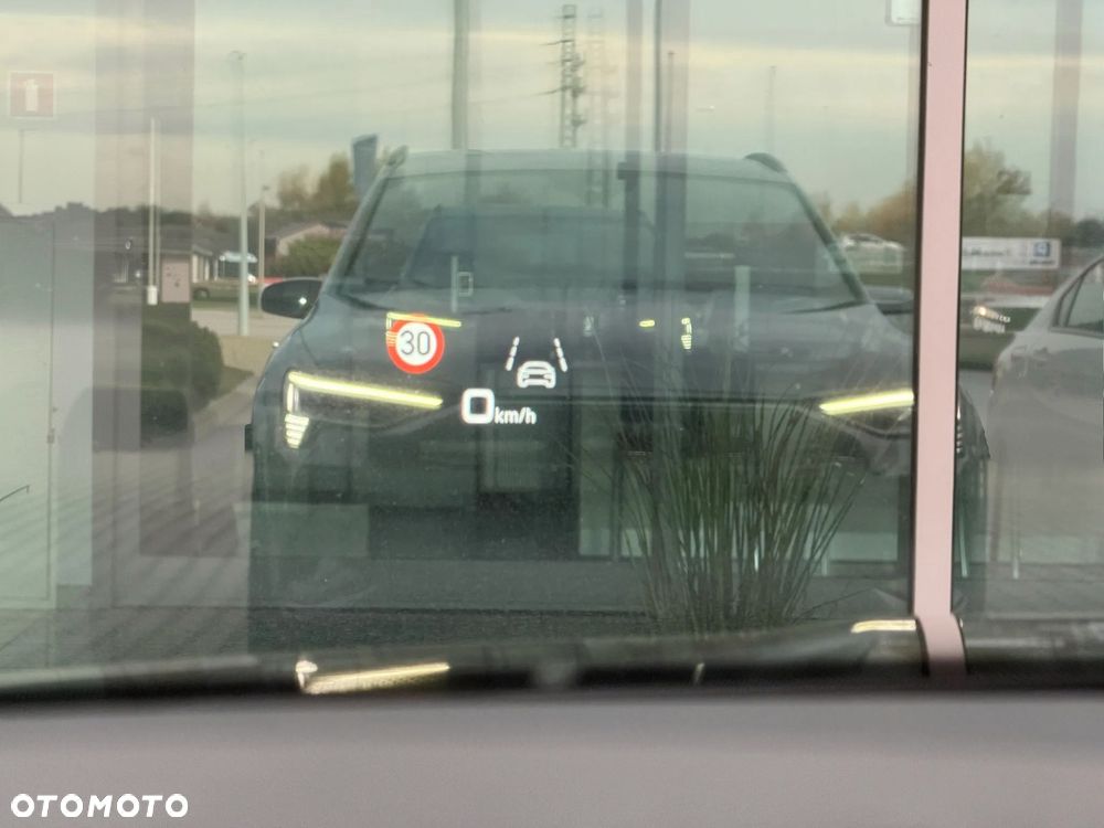 Audi e-tron S Quattro - 16