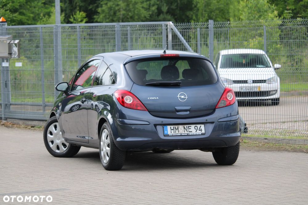 Opel Corsa - 10