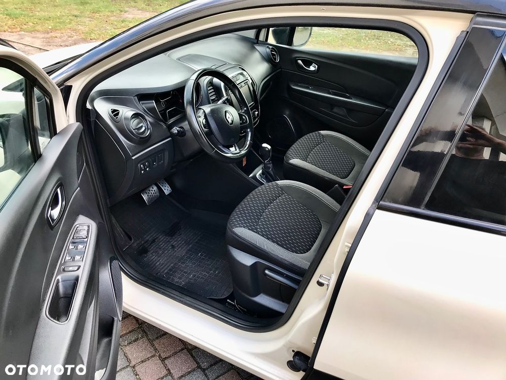Renault Captur - 28