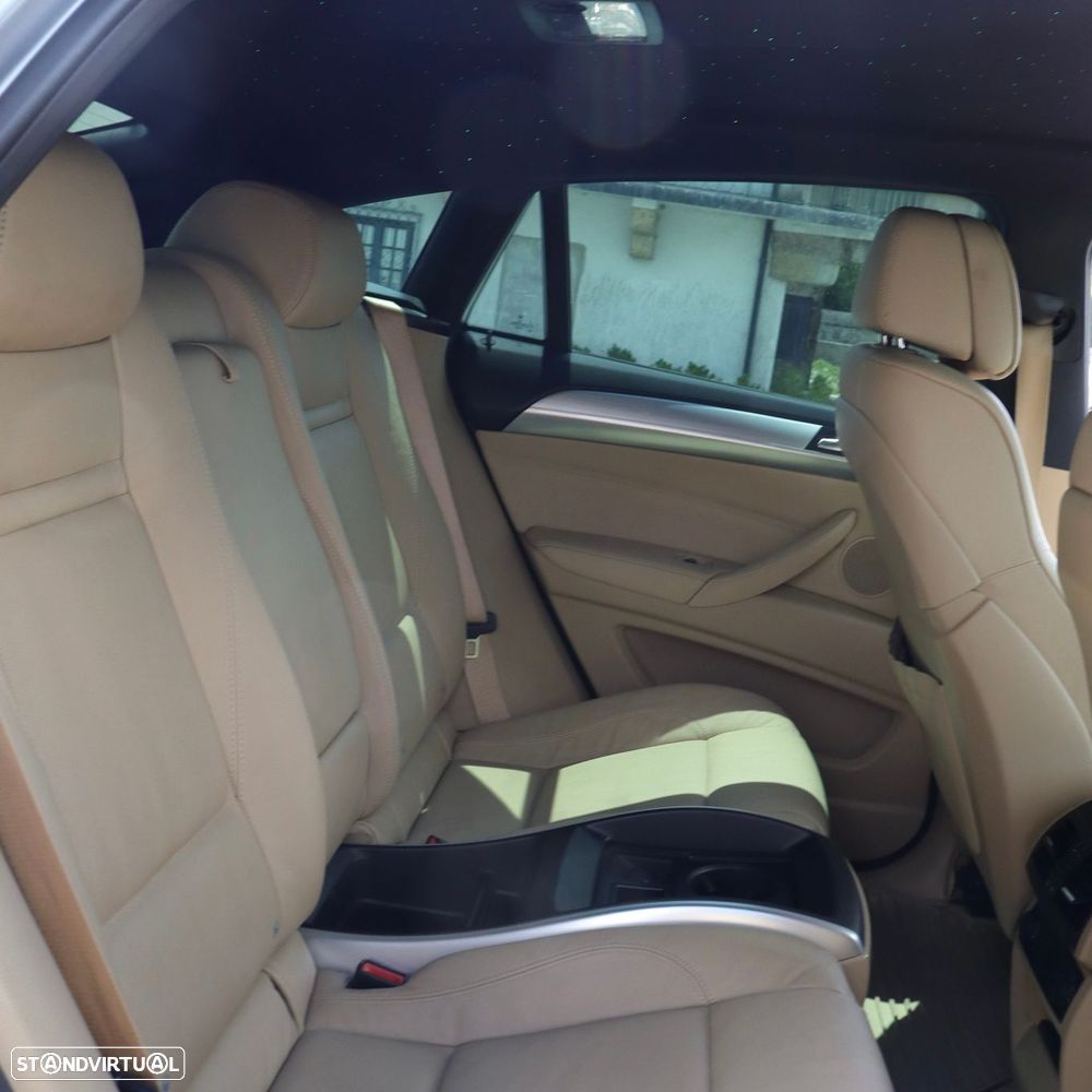 BMW X6 xDrive40d - 24