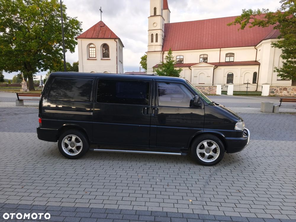 Volkswagen Multivan Standard - 11