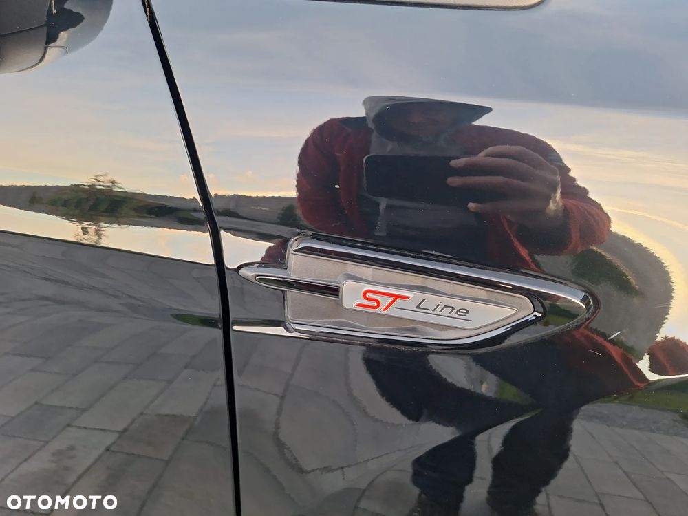 Ford Kuga 2.0 TDCi 4x4 ST-Line - 24