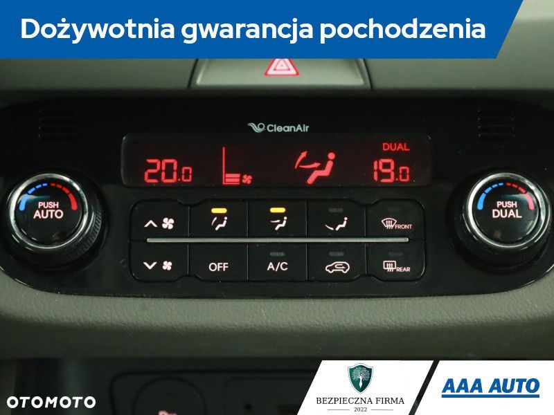 Kia Sportage - 12