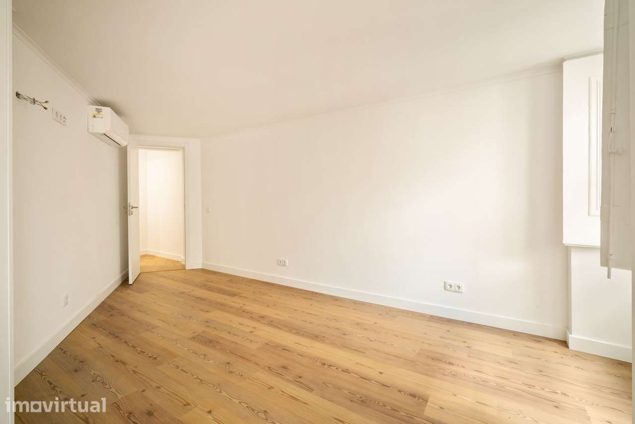 Apartamento T1 remodelado, Príncipe Real, Lisboa - Grande imagem: 5/32