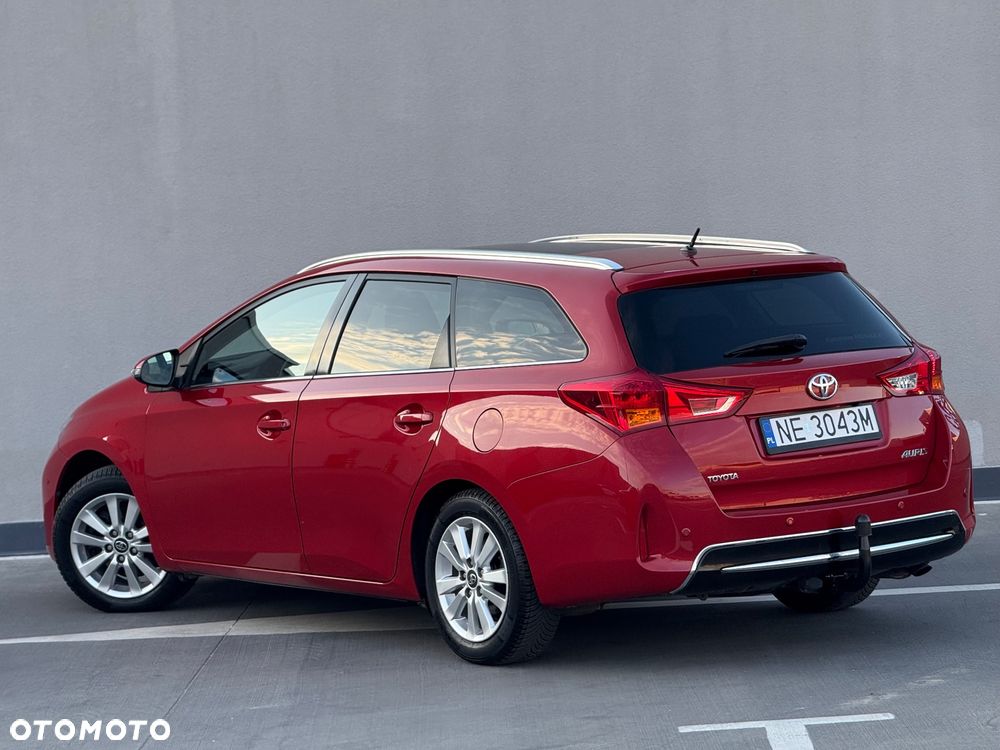 Toyota Auris 2.0 D-4D Premium Comfort - 3