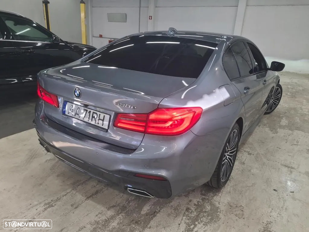 BMW 530 e iPerformance - 3