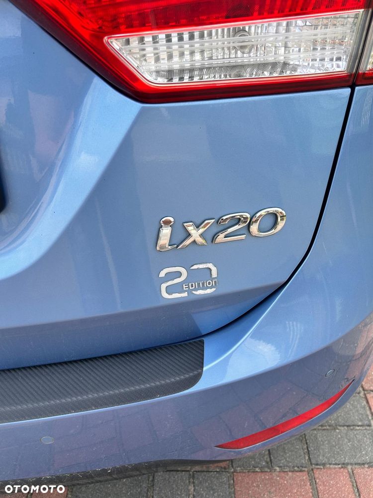 Hyundai ix20 1.4 Premium blue - 3