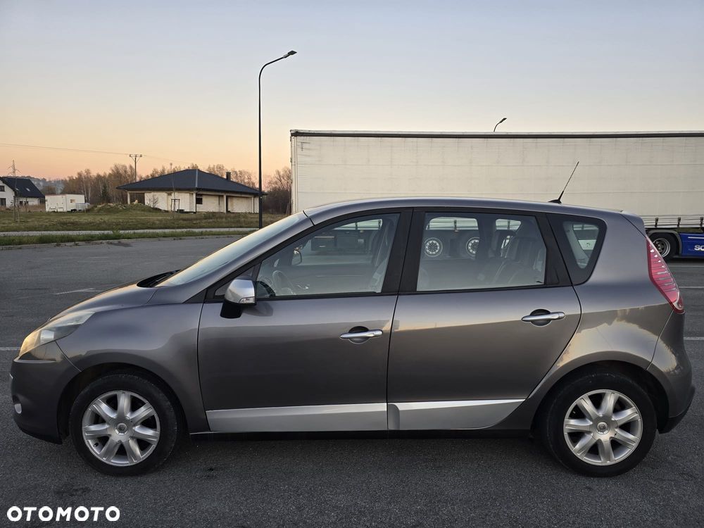 Renault Scenic 1.5 dCi Avantage - 33