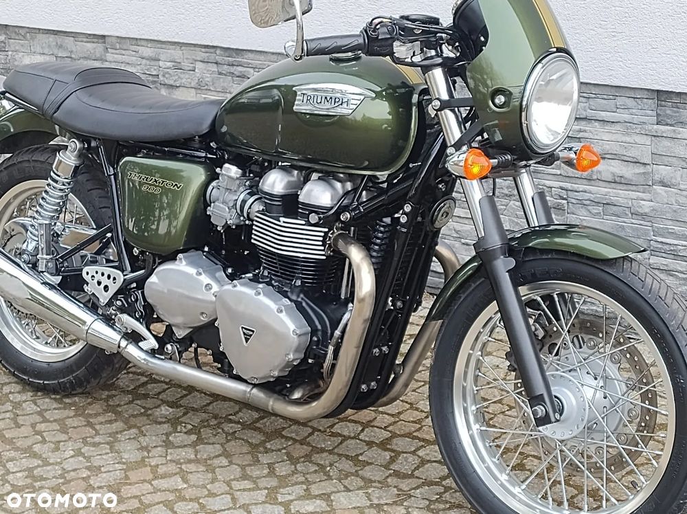 Triumph Thruxton - 2