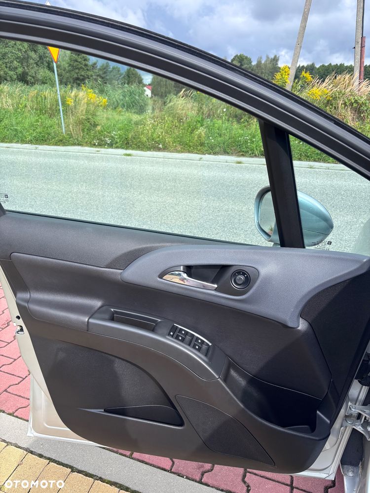 Opel Meriva 1.4 T Cosmo - 10