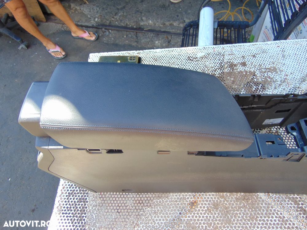 Cotiera Renault Megane 4 an 2016-2024 cotiera centrala consola megaNE 4 - 4