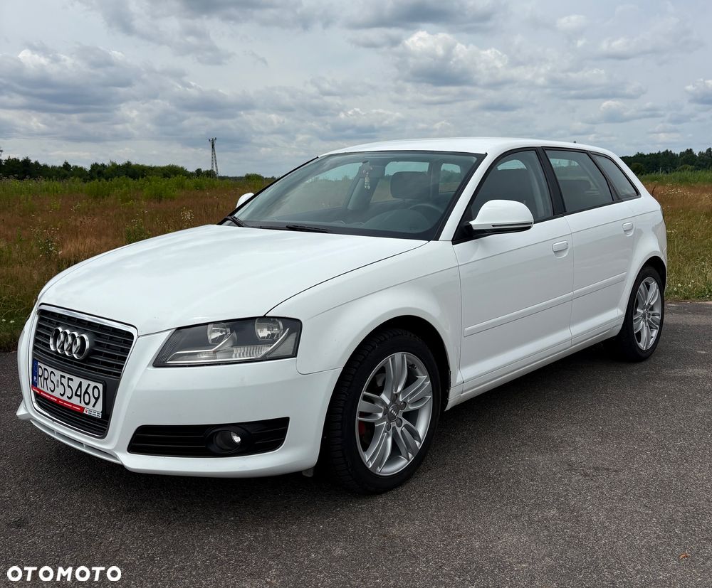 Audi A3 Sportback 1.6 TDI DPF Attraction - 1