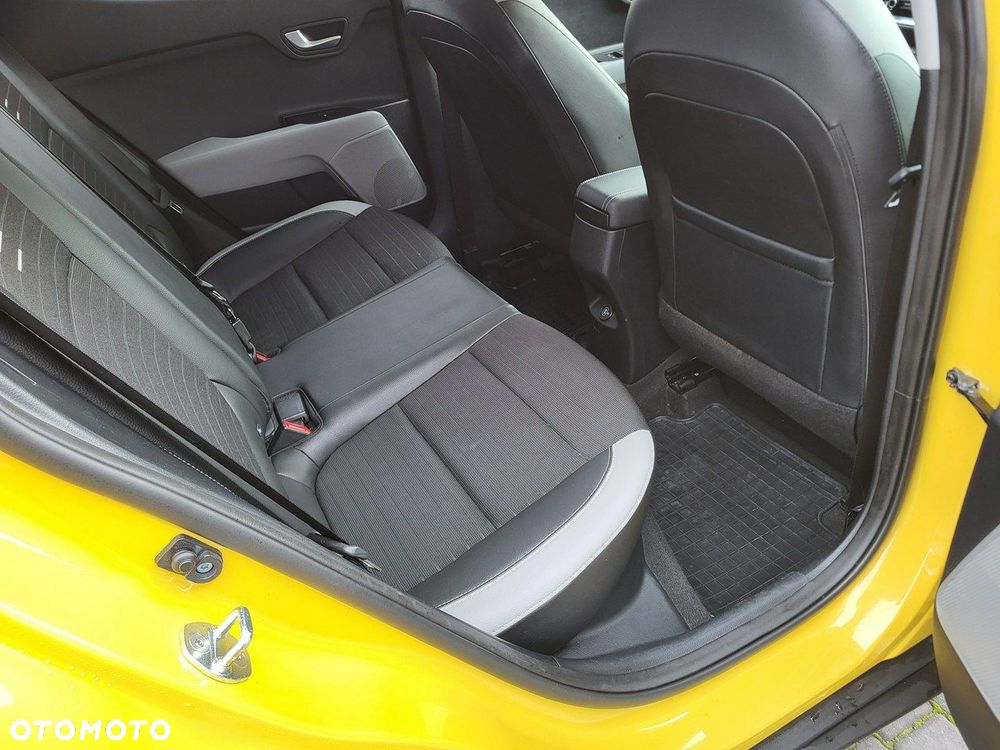 Kia Stonic 1.0 T-GDI L Business Line DCT - 13