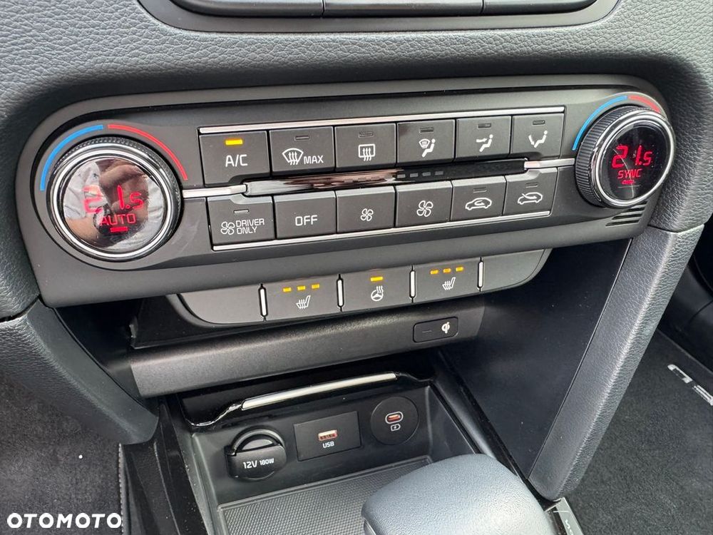 Kia Ceed 1.6 GDI PHEV Business Line DCT - 13